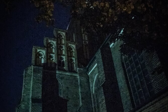 Gruseltour Berlin Haunted Ghost Walk 90-minute at Berlin Mitte city center - The 90-Minute Timing: Why This Works at Night