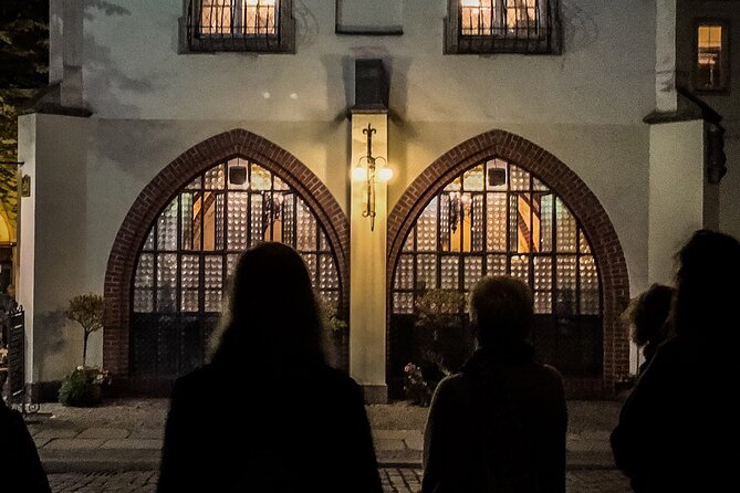 Gruseltour Berlin Haunted Ghost Walk 90-minute at Berlin Mitte city center - The Dark Chapters You’ll Hear: Medieval to WWII to the Cold War