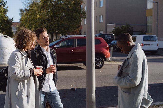 Historical city tour in the African Quarter in Berlin - Stop 2: Anna-Mungunda-Allee and the Petersallee renaming question