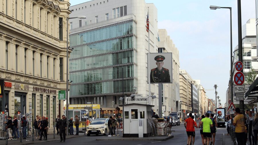 Hitler to Stalin - WWII & Cold War Tour (Small Group) - Then-and-Now photographs and maps: the shortcut to understanding change