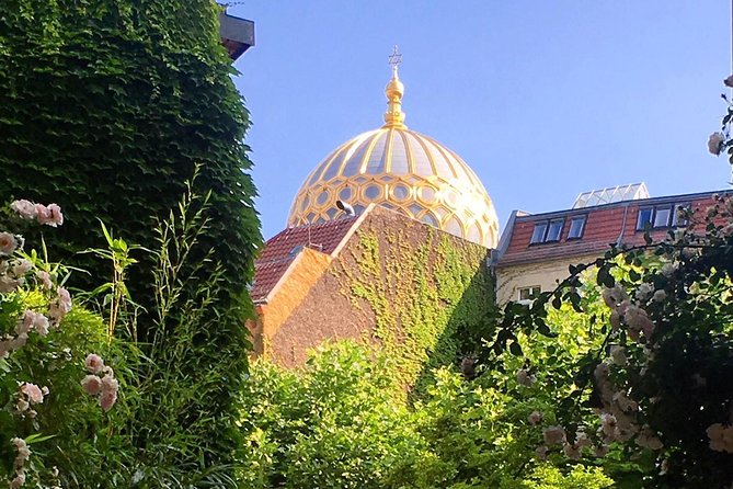 Jewish Berlin Extended (private Walking tour - 5 Hours) - Stop 5: Memorial Jewish Cemetery and what remains of the oldest burial ground