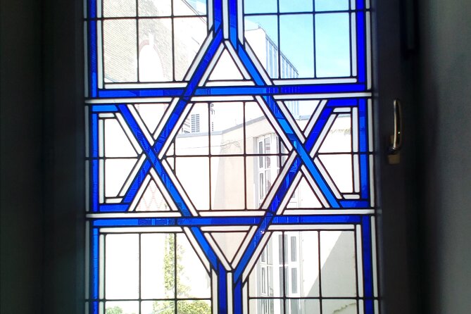 Jewish Berlin: Walking tour The Old Jewish Quarter (private 3 Hours tour) - Price and logistics for a private group up to 8