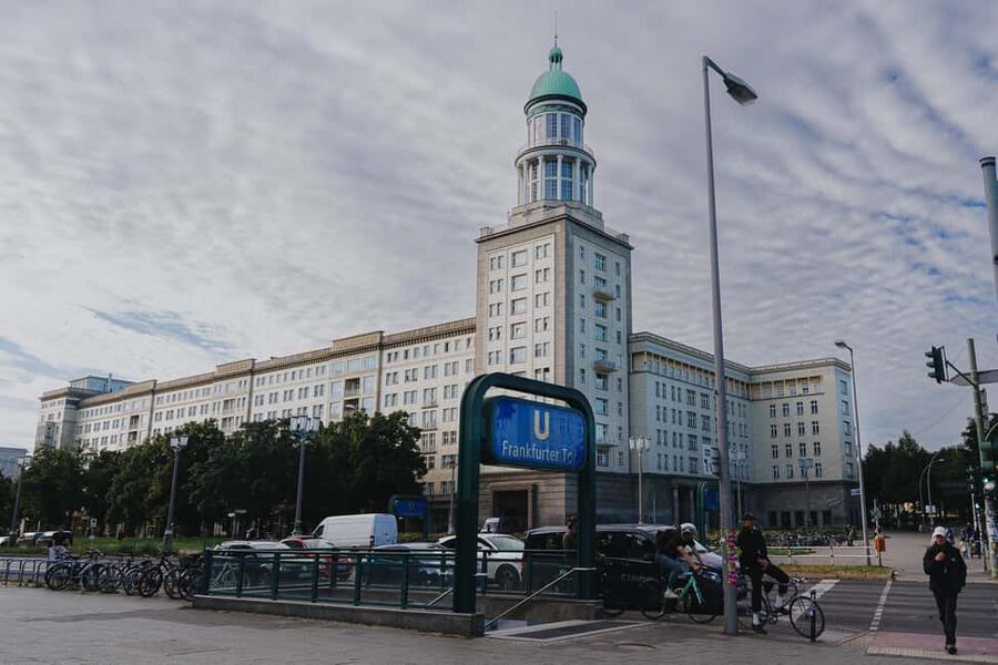 Karl-Marx-Allee Walking Tour: Berlin’s Socialist History - Key moments you will not forget
