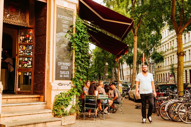 Kreuzberg Berlin: Off the Beaten Track PRIVATE Walking Tour - East Side Gallery without the tourist photo rush