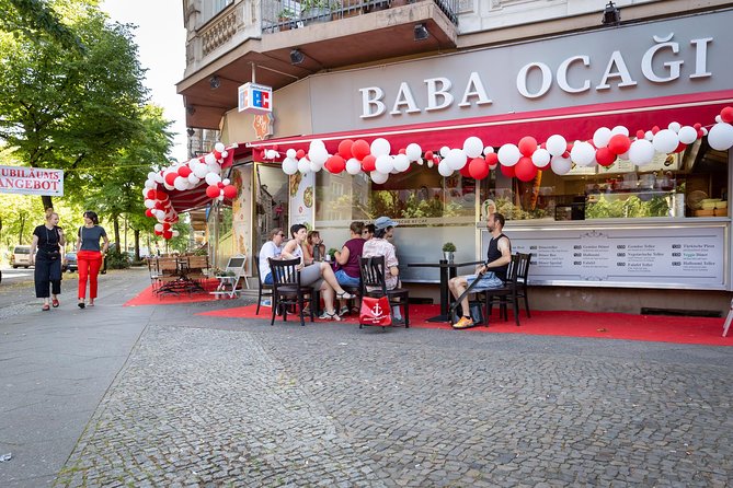 Kreuzberg kulinarisch – Die Food Tour - Timing, pace, and what to wear for a 3-hour walk in Kreuzberg