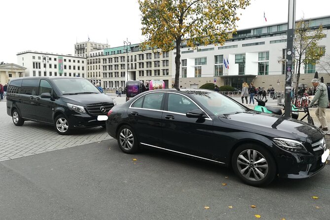 Minivan Driver and Guide (DIN15565) Tailor Made Berlin Highlights - Starting at Alexanderplatz TV Tower and Gliding Toward Museum Island
