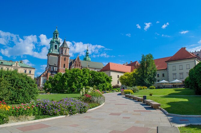 Private 3-Day Tour from Berlin to Krakow Auschwitz Poland - Krakow Old Town Late Afternoon: Where You Get Oriented Fast