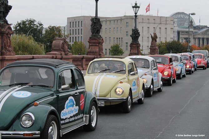 Private 4h Berlin Discovery Tour in an Oldtimer Volkswagen Beetle - Price and value: what you pay for with up to 4 people