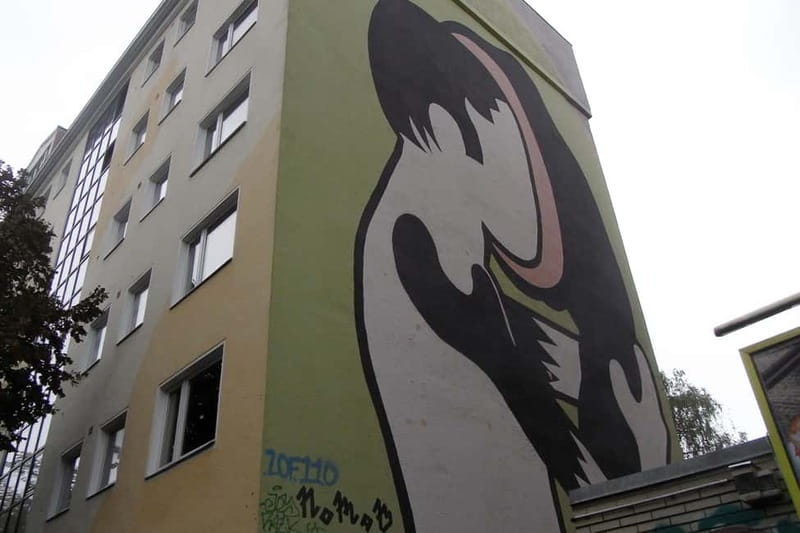 Private Alternative Berlin Tour -Murals, Graffiti and Squats - Key things you’ll notice on this alternative Berlin walk