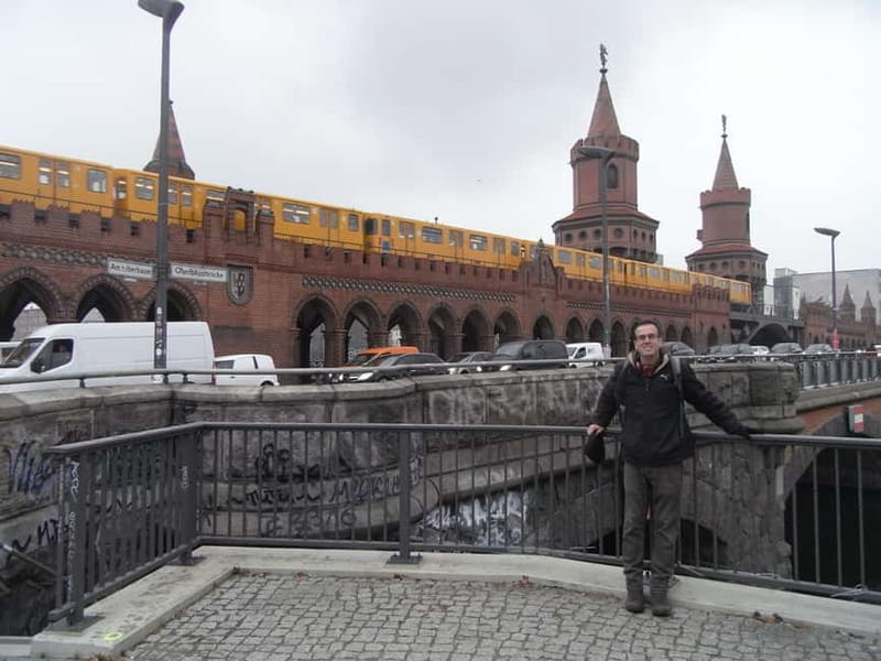 Private Alternative Berlin Tour -Murals, Graffiti and Squats - Price and value: what $302 per group really buys you