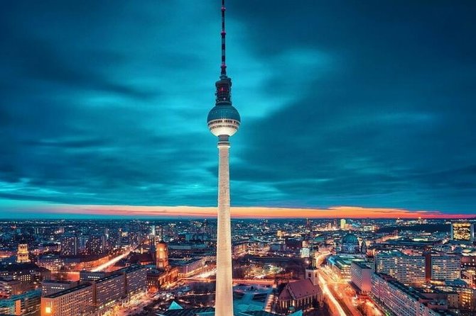 Private Berlin Half Day Tour with a Local: See the City Unscripted - Mitte and Kreuzberg: Turkish eateries, historic architecture, and public galleries