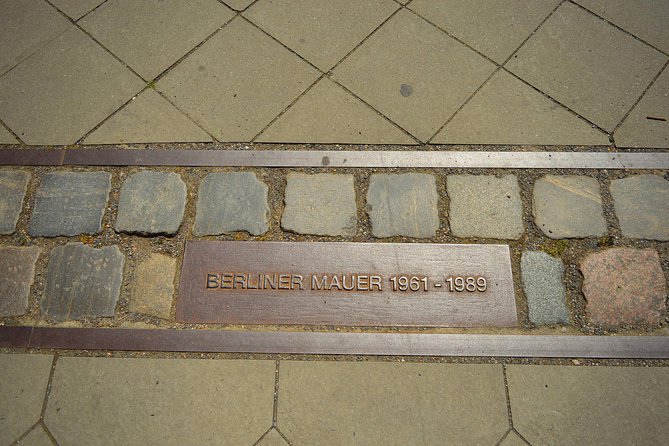 Private Cold War Berlin: Espionage, Berlin Wall, a Divided City - Stasimuseum and the Stasi HQ: surveillance you can picture