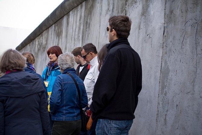 Private Cold War Berlin: Espionage, Berlin Wall, a Divided City - Checkpoint Charlie: the world at the edge of the 1961 Berlin Crisis