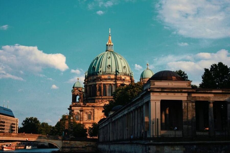 Private custom tour with a local guide Berlin - Food Advice That Does Not Feel Like a Random Recommendation