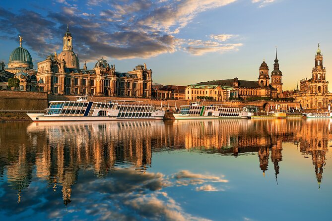Private Day Tour in Dresden and Moritzburg from Berlin - Lunch in Dresden: Time for Traditional German Food