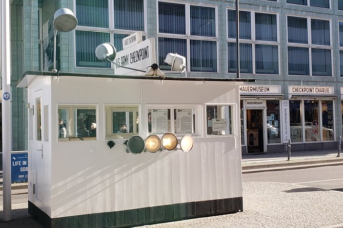 Private Half-Day Berlin Sightseeing Tour with a Minivan Including Short City Walks - A 3-hour Berlin blueprint, handled in a comfortable minivan