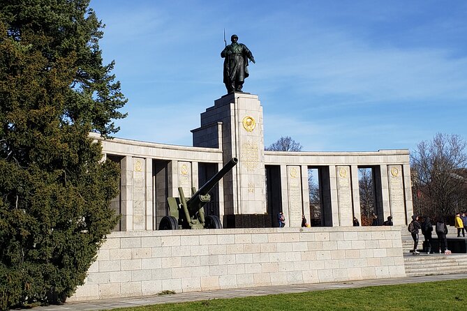 Private Half-Day Berlin Sightseeing Tour with a Minivan Including Short City Walks - FAQ