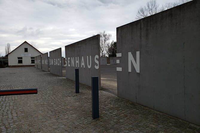 Private Minivan Tour to Sachsenhausen Concentration Camp - English-language explanations: clarity matters when the subject is hard