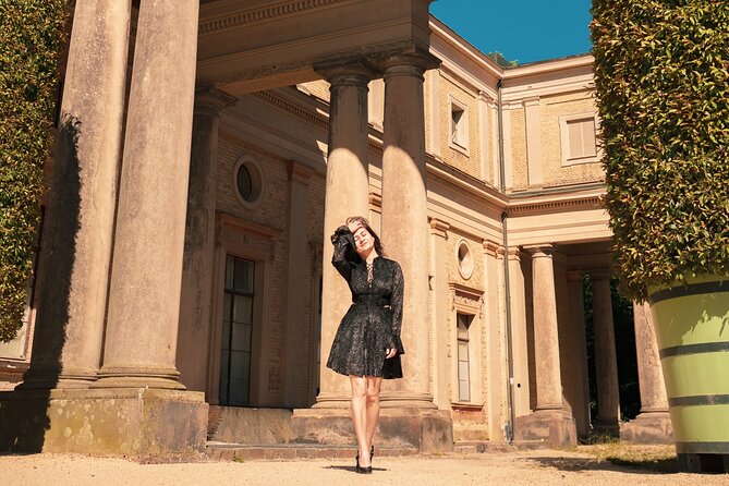 Private Personalized Photoshoot in Berlin - Stop 3: Kolonnadenhof for courtyard charm and couple-friendly framing