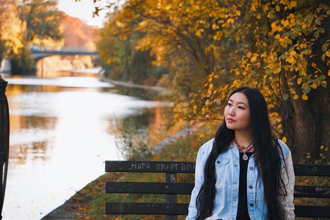Private Photo Session in the Streets of Berlin - Why a private Berlin photo shoot beats phone selfies