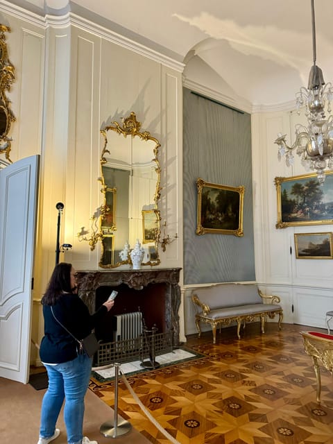 Private Sightseeingtour im Taxi nach Potsdam und Sanssouci - Orangery Palace and the New Palace: the 19th-century garden view, then royal victory swagger