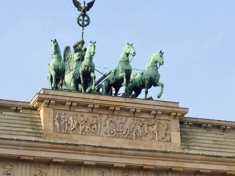 Private Taxi Tour through Berlin East and West and Kiez 4-6h - Key things that make this tour work