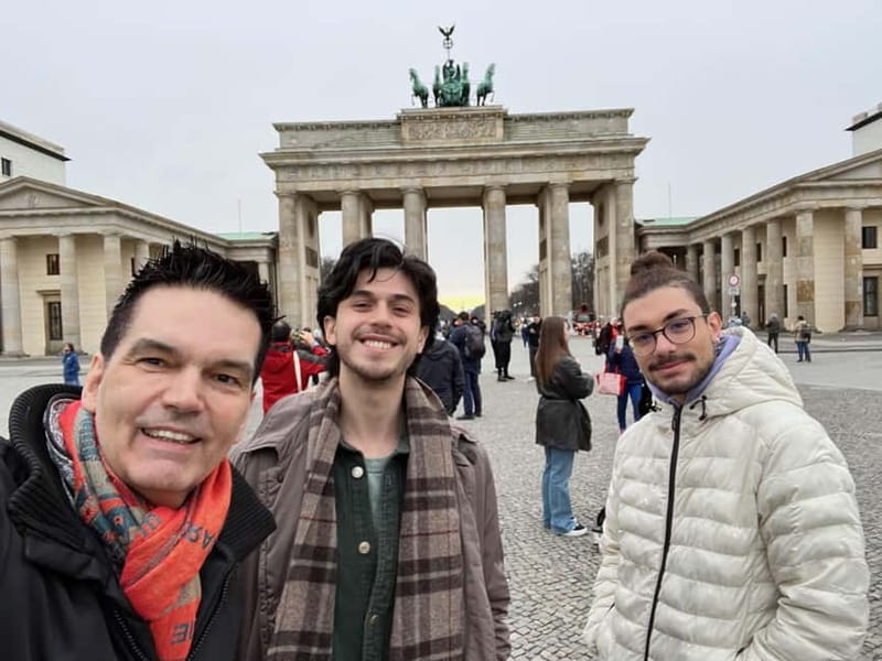 Private Taxi Tour through Berlin East and West and Kiez 4-6h - Pickup, timing, and how the day is paced