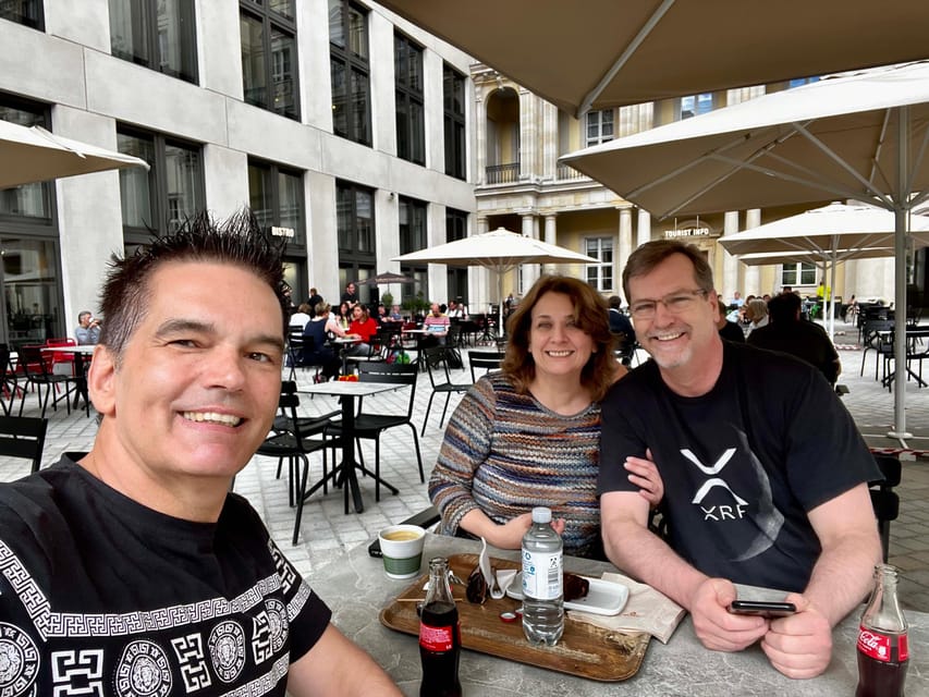 Private Taxi Tour through Berlin Extended & Relaxed ca 6-8h - East-West coverage in one day, without the usual Berlin stress