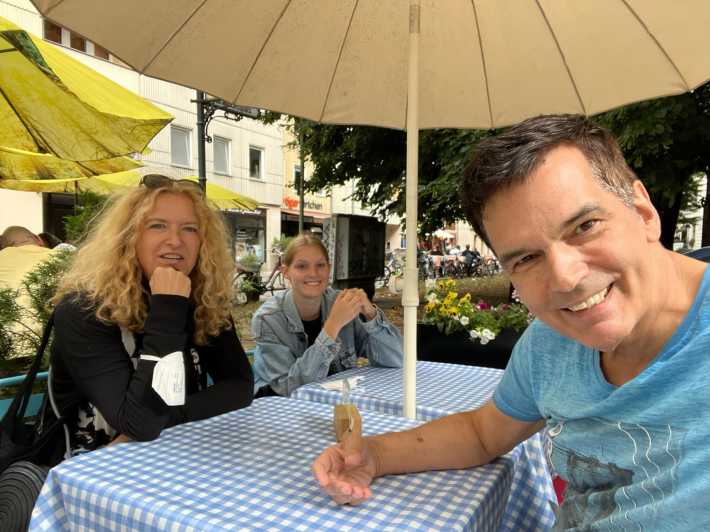 Private Taxi Tour through Berlin Extended & Relaxed ca 6-8h - Potsdamer Platz and the death strip, how the tour frames the story