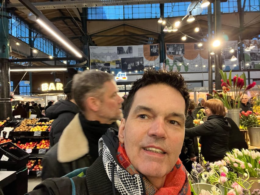 Private Taxi Tour through Berlin Extended & Relaxed ca 6-8h - Holocaust Memorial and Brandenburg Gate, plus the short walking moments