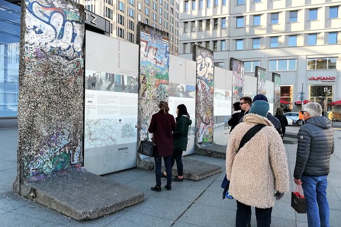 Private Walking Sightseeing Local Berlin Tour Guides up 15 Person - Potsdamer Platz for Modern Berlin Contrast