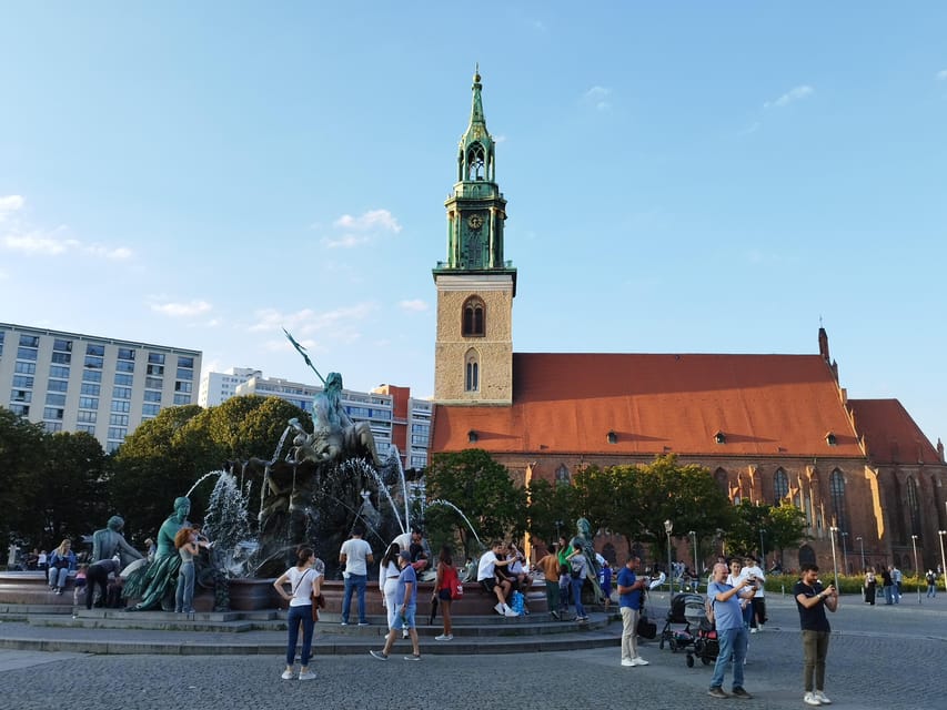 Promotion Berlin Rickshaw Shared Guide (Combo Vehicle Group) - Museum Island and Unter den Linden: Big Monuments Without the Backtracking