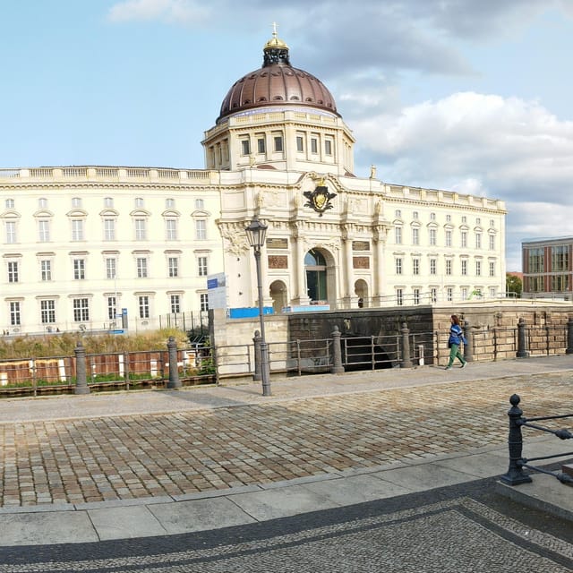 Promotion Berlin Rickshaw Shared Guide (Combo Vehicle Group) - Nazi Book Burning Memorial to Checkpoint Charlie: A Timeline You Can Feel