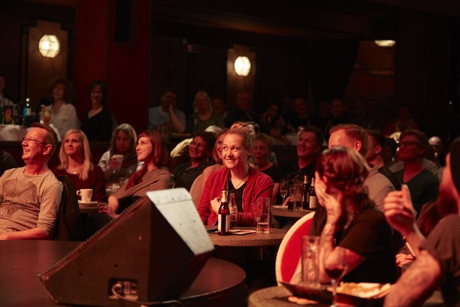 Quatsch Comedy Club Berlin: Die Late Night Show - How to Plan Your Berlin Night Around the Show