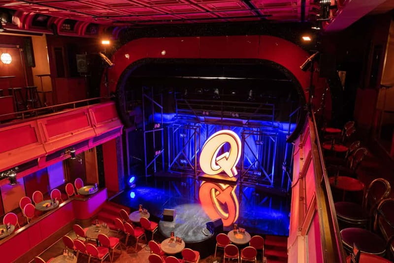 Quatsch Comedy Club Berlin: Die Live Show Entry Ticket - Voucher exchange and arriving early for the best seating setup
