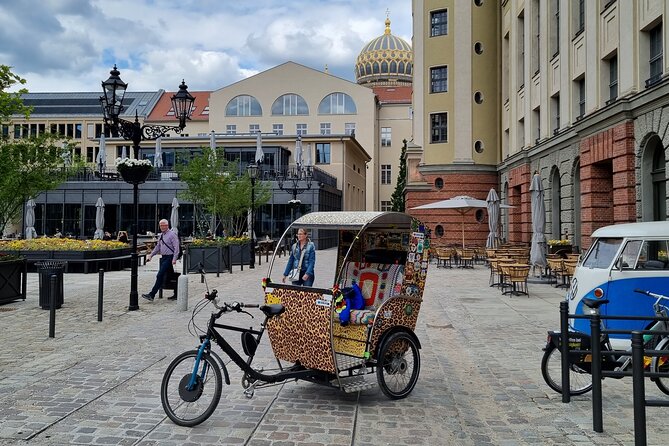 Rickshaw Sightseeing City Tours Berlin - Rikscha Tours - Topography of Terror and the Wall memorial zone: the heavy stops