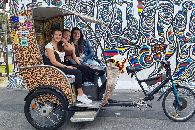 Rickshaw Tours Berlin - Groups of up to 16 people with several rickshaws - Who this tour fits best