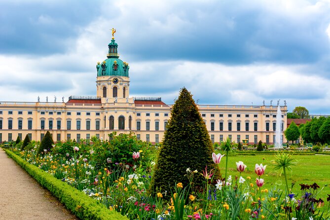 Skip-the-line Charlottenburg Palace Private Tour & Transfers - Gardens Time: Royal Garden Trends, from Versailles to English Style