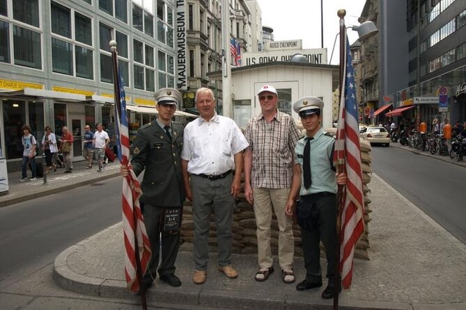 Small-Group Berlin Wall Bike Tour - Starting point on Bornholmer Str.: getting set before you roll
