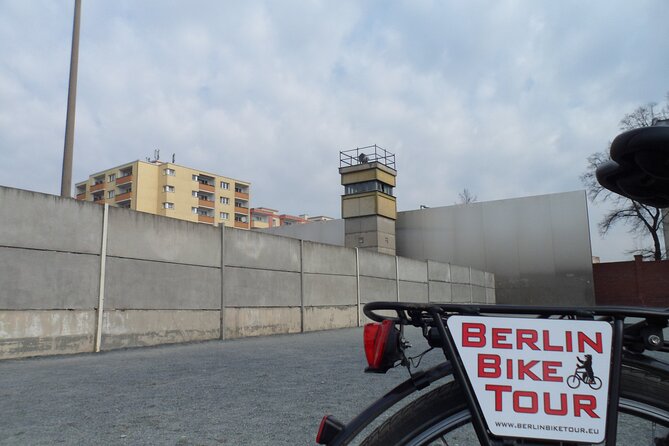 Small-Group Berlin Wall Bike Tour - How to make the most of the route without rushing