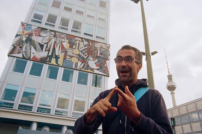 Small Group Walking Tour of East Berlin with a French Guide - Karl-Marx-Allee and the longest still-standing Wall stretch, seen in motion