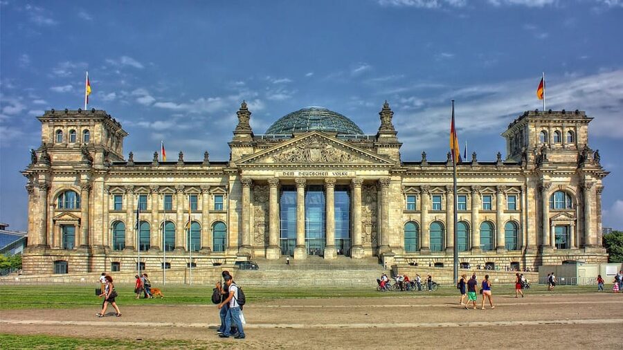 The Best of Berlin Private Guided Tour - Hitler’s bunker site and the last days of the Nazi regime
