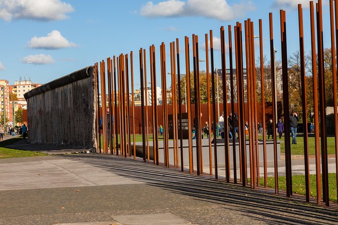 Wall Tour Berlin - Fates, Heroes & Love Stories - Where you start, where you end, and how to get there without stress